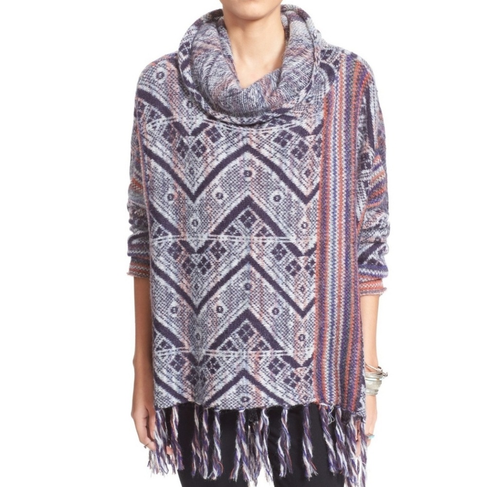 NWOT ❤ FREE PEOPLE Be The One Fringe Pullover